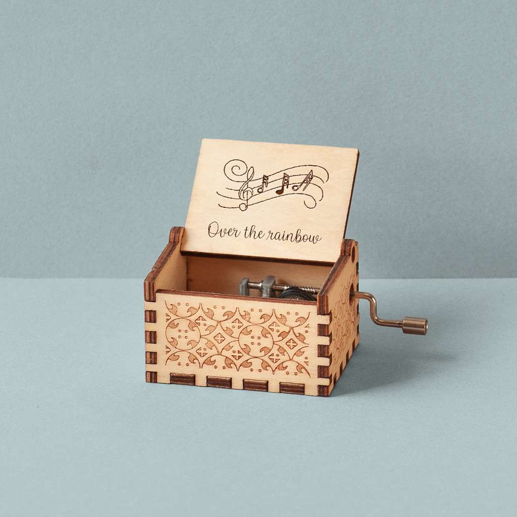 Caja de música de madera músico