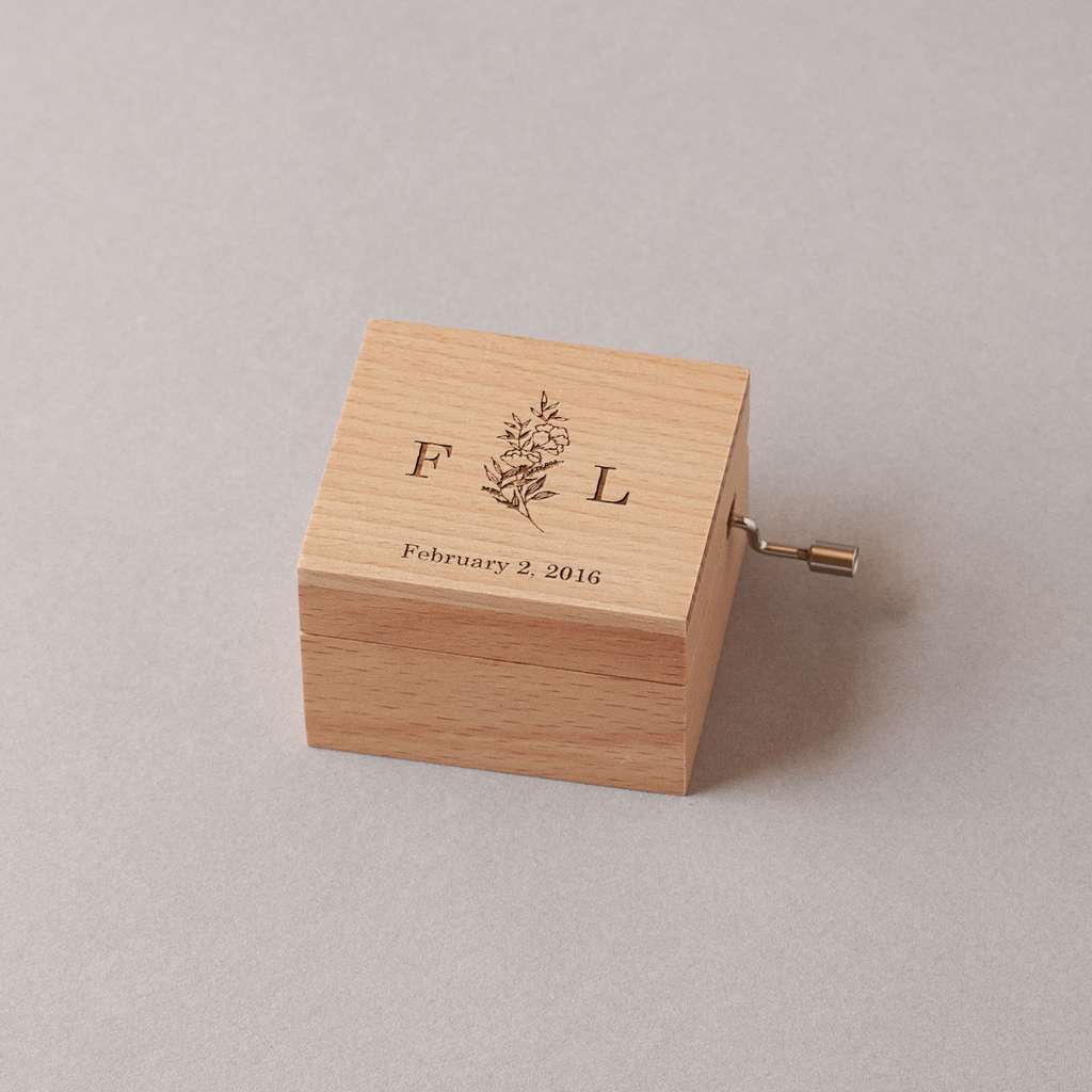 Engraved music box with your initials, date and a plant