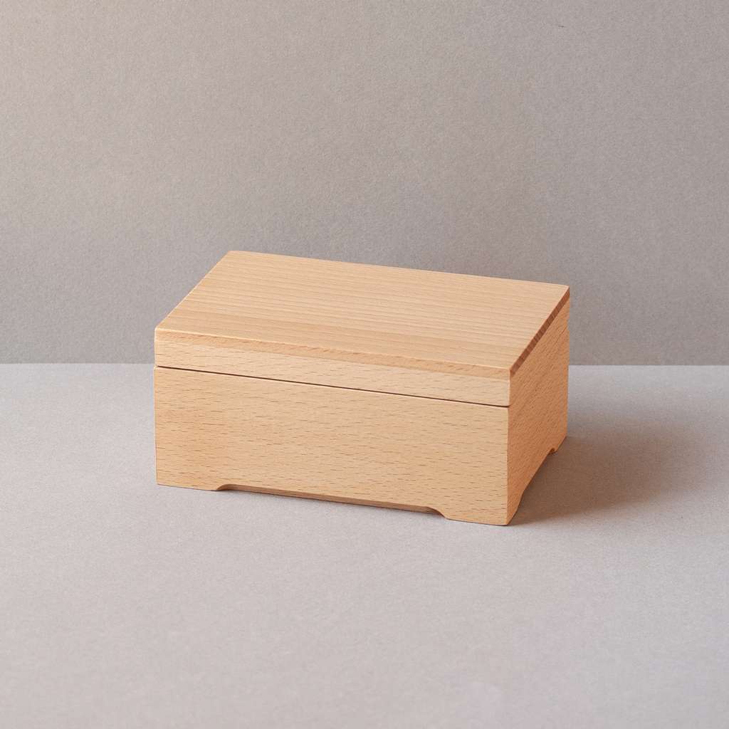 Natural beech wood music box