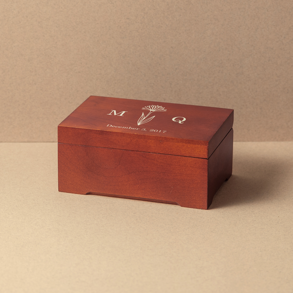 Medium beech music box with your initials and a flower