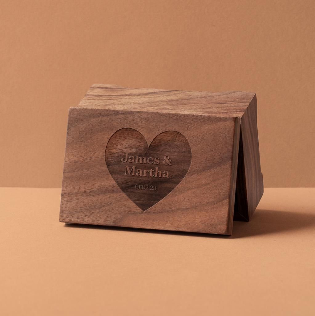 Walnut music box - Austen