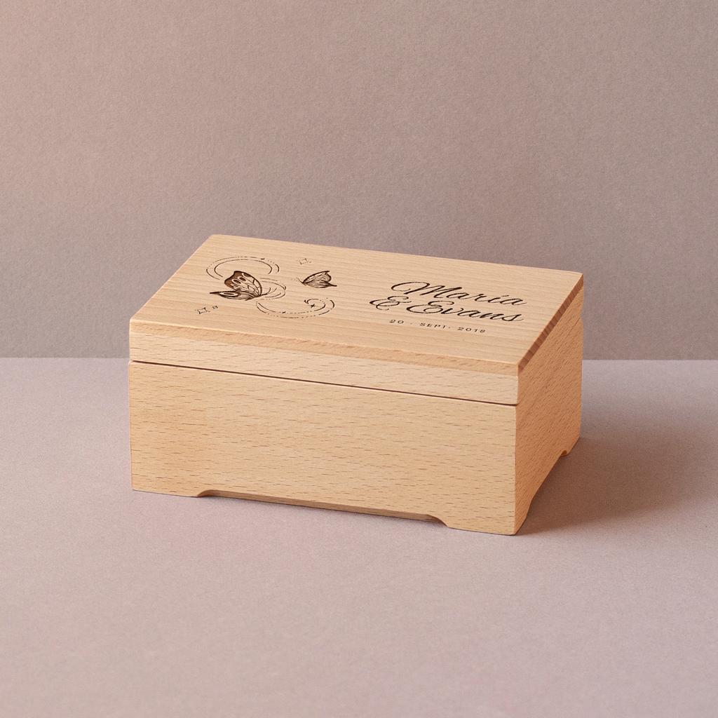 Walnut music box - Austen